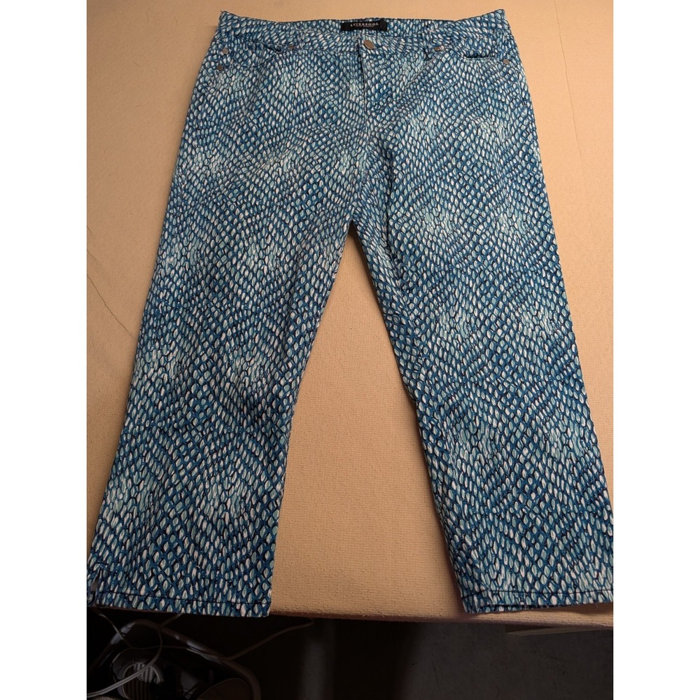 Liverpool Women's Jeans Turquoise Design Size 12 Inseam 21 Cropped Button Zip